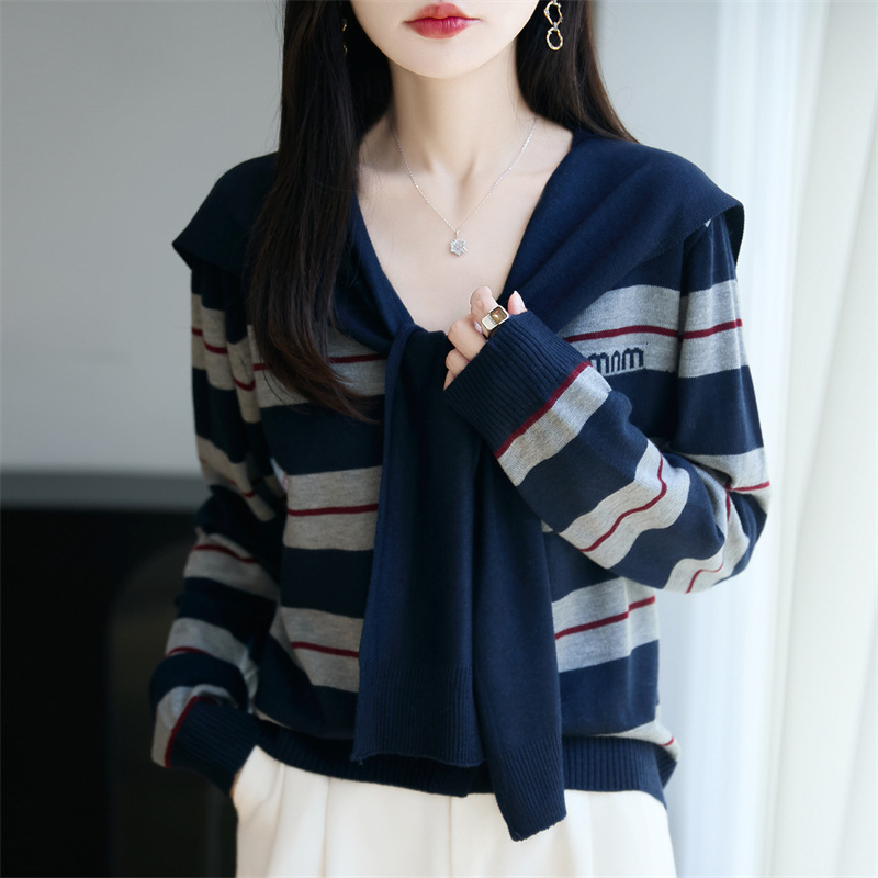 25新款精纺羊毛外套女秋季毛衣V领针织开衫披肩条纹刺绣字母上衣