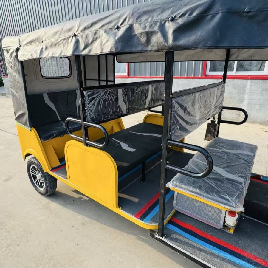 motocicleta transfronteriza de tres ruedas de gasolina de cuatro filas de doce asientos tuktuk tuk tuk