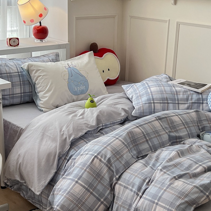 New Dormitory Single Three-Piece Plaid Pillowcase Set for the Beginning of School Season, Large Version Mixed and Matched Pure Cotton Four-Piece Set