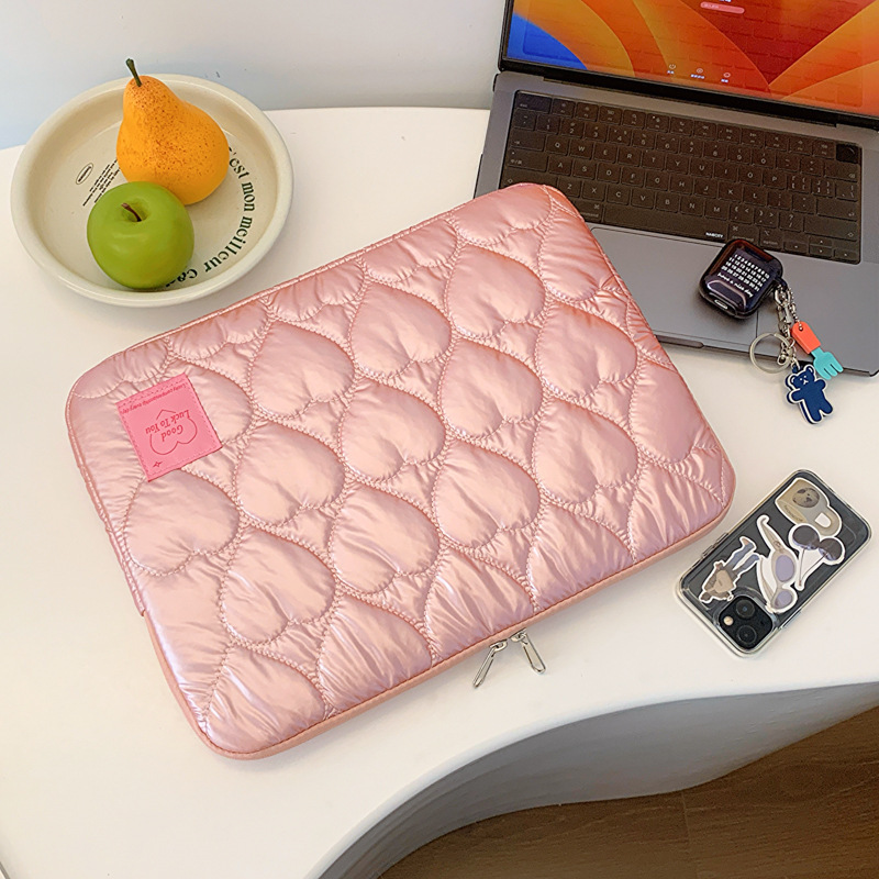 Korean-Style Heart-Shaped Quilted Laptop Sleeve 13inch 15inch Pink and Silver Notebook Protective Cover Ins-Style Lightweight