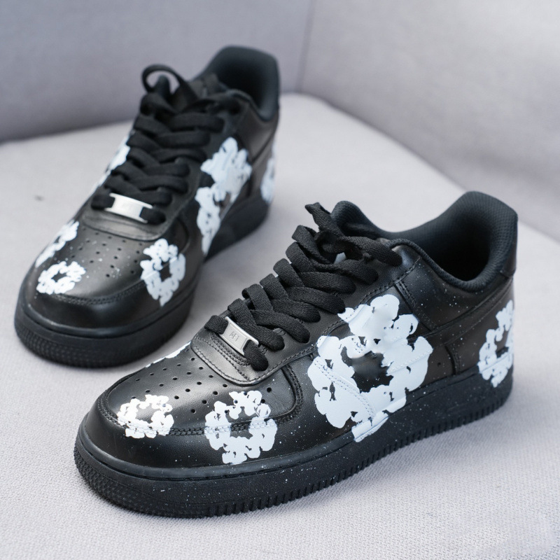 Original Air Force 1 leather sneakers with eternal flowers, retro college style skateboard shoes, trendy and cool casual sports shoes for couples