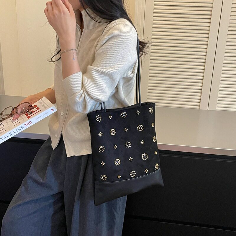Túi xách tay nữ dáng xô đeo nách cỡ lớn phong cách tối giản — màu cà phê, màu đỏ, trắng, đen chi tiết 27