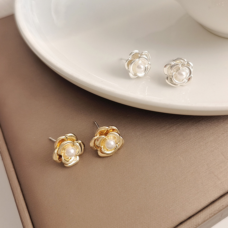 1 Pair Simple Style Flower Plating Alloy Ear Studs display picture 9