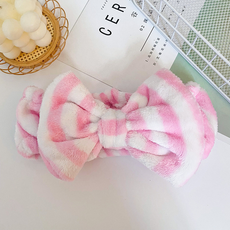 Amazon nuevo estilo bolsa de oreja de terciopelo coral banda de pelo femenino lavado de la cara belleza banda de pelo europeo y americano de gran tamaño arco accesorios para el cabello