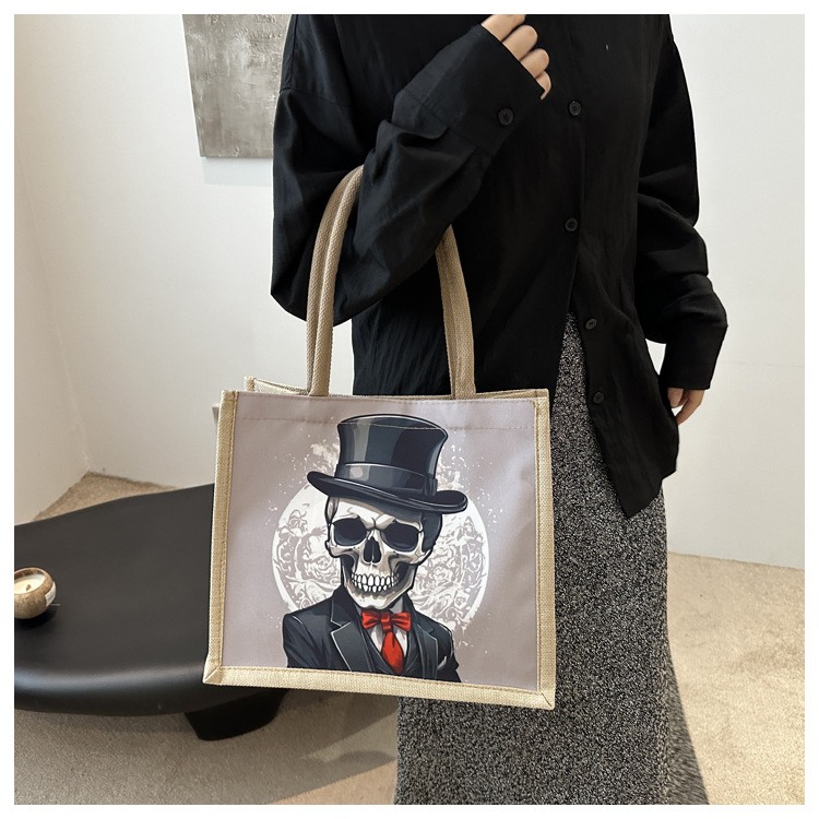 New fashionable skull canvas bag, women's large-capacity tote bag, single-shoulder bag for classes, 2024 fashionable tote bag undefined