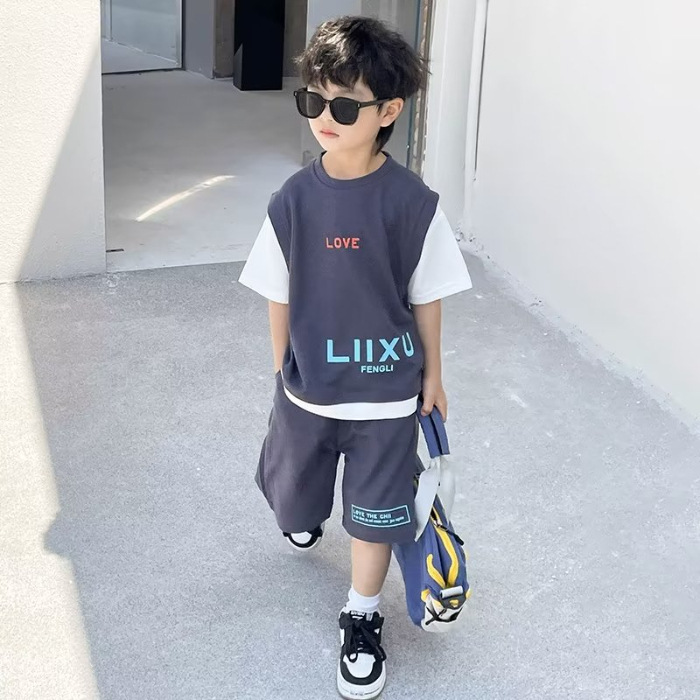 Traje de ropa de verano para niños 2024 nueva ropa para niños mediana y grande verano Internet celebridad deportes de moda Traje de dos piezas de manga corta para niños