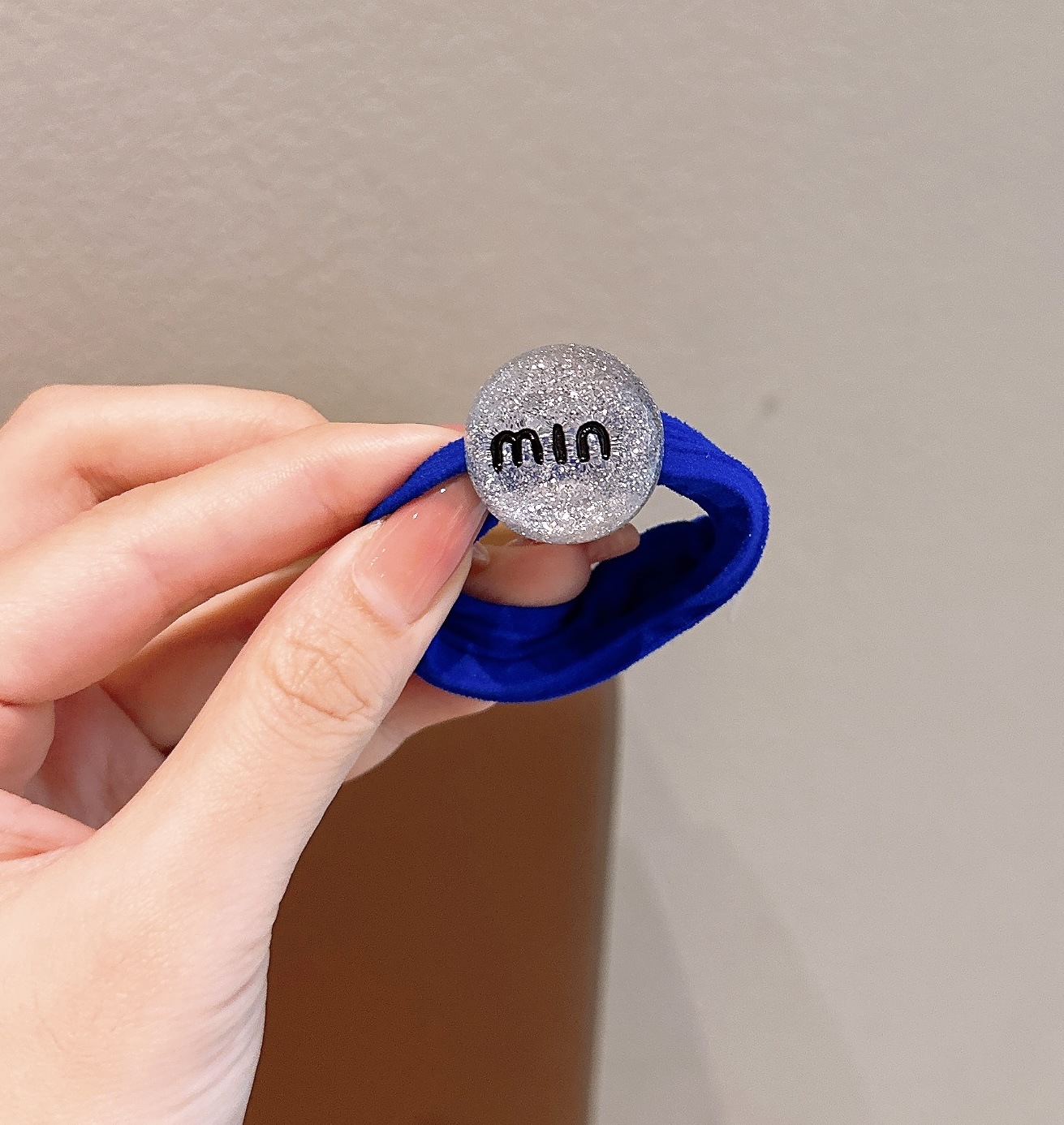 Círculo de cabello de letras para niños, cabello elástico de cabello alto, cuerda de bola brillante, cuerda de cabeza de bola, bebé no lastimará anillo de toalla de cabello