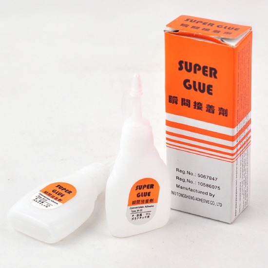 厂家供应外贸超强力胶水 塑料瓶盒装胶水批发