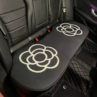 Headrest Four Seasons female - cellular-camellia-back-row