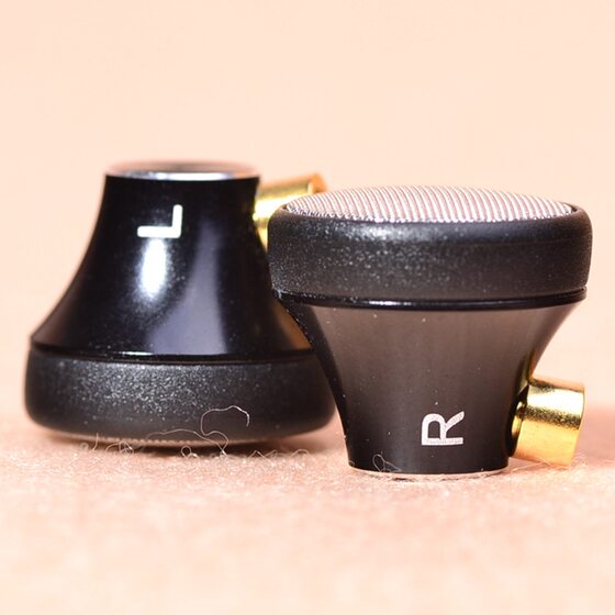 mmcx female plug music headset earplug vocal bass HIFI universal vocal female poison mobile phone headset