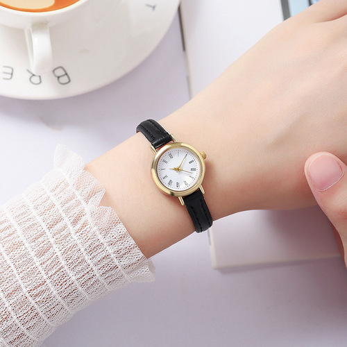 Ladies' New Simple PU Strap Quartz Watch with Roman Scale, Small and Fashionable, Amazon Lady, In Stock, One Piece Drop Shipping