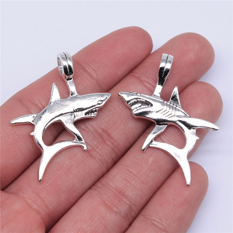 33X38Mm 3.6g Multi-Color DIY Small Pendant Handmade Material Marine Animal Shark Pendant