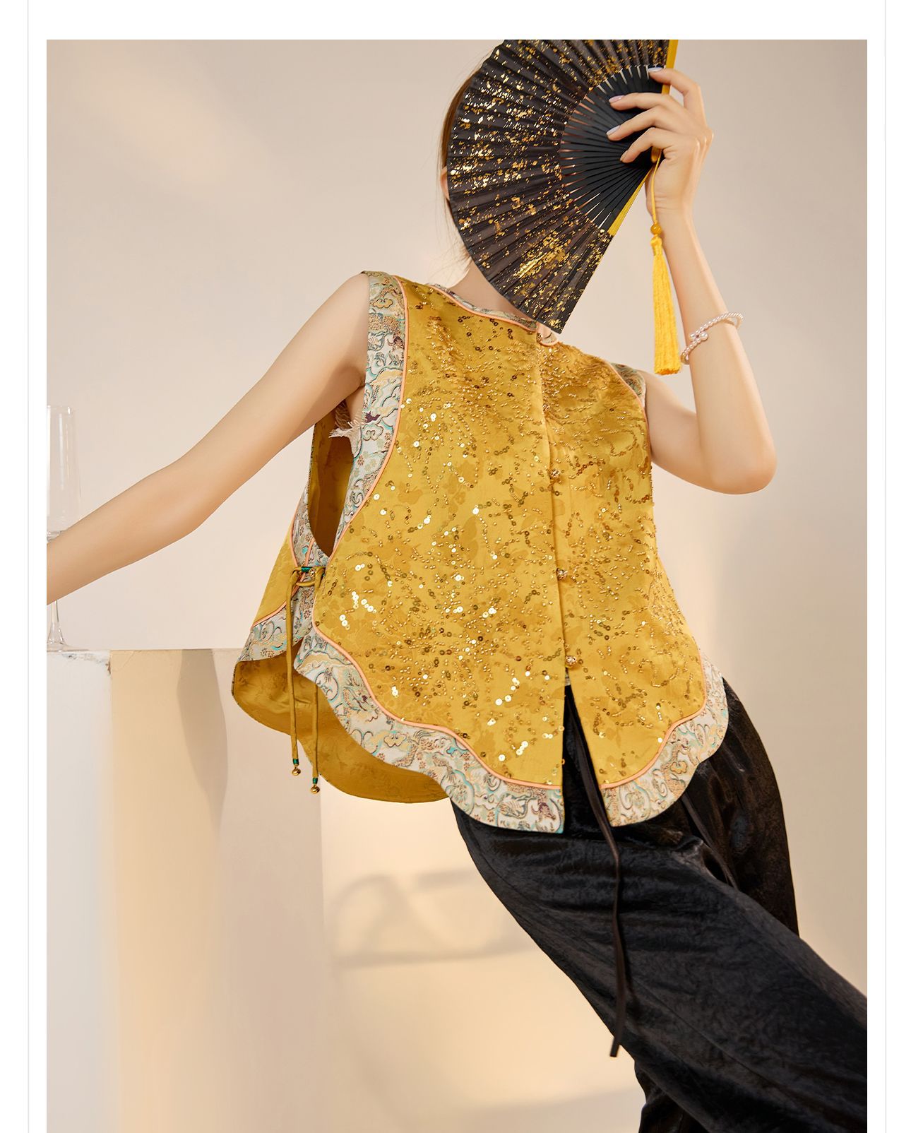 Áo vest gile nữ phong cách retro Tân Trung Hoa, cổ đứng, thêu đính hạt cườm tinh xảo — Vàng chanh chi tiết 9