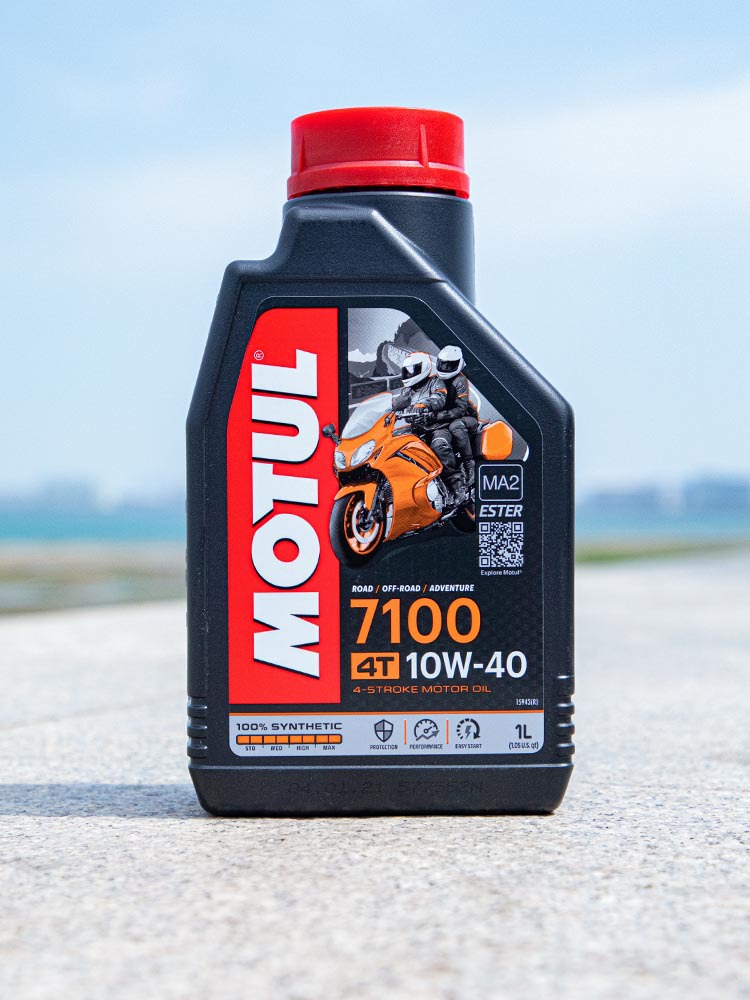 Suitable for Moto 7 Other 00 Motorcycle Oil 300V Ester Fully Synthetic Engine Oil Other 0W40