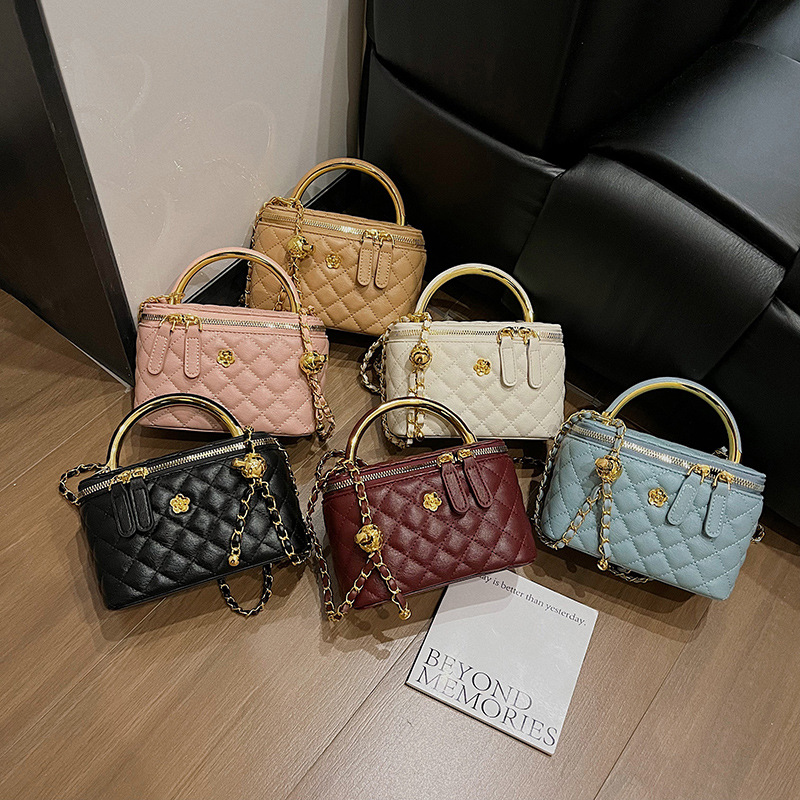 Light Luxury Small Square Bag with Niche Design, Quilted Stitching Box Bag, French-Style Versatile Chain Shoulder Crossbody Bag