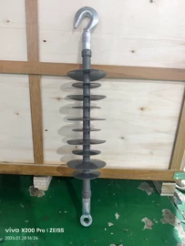 绝缘子;避雷器;高压熔断器