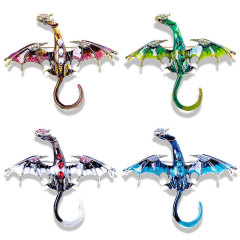 レトロな油の漫画の飛龍の形のブローチの男性の個性のスーツのコートはピンのアクセサリの越境のメーカーを飾ります。