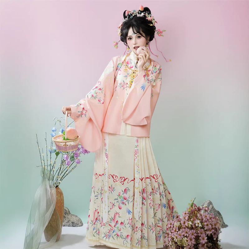 Original Ming Dynasty-Style Hanfu for Women, 2026 New Spring/Summer Model, Pipa Sleeves, Mamian Skirt Set, Elegant Ancient Costume for Noble Women of the Ming Dynasty Original Ming Dynasty-Style Hanfu for Women, 2026 New Spring/Summer Model, Pipa Sleeves, Mamian Skirt Set, Elegant Ancient Costume for Noble Women of the Ming Dynasty