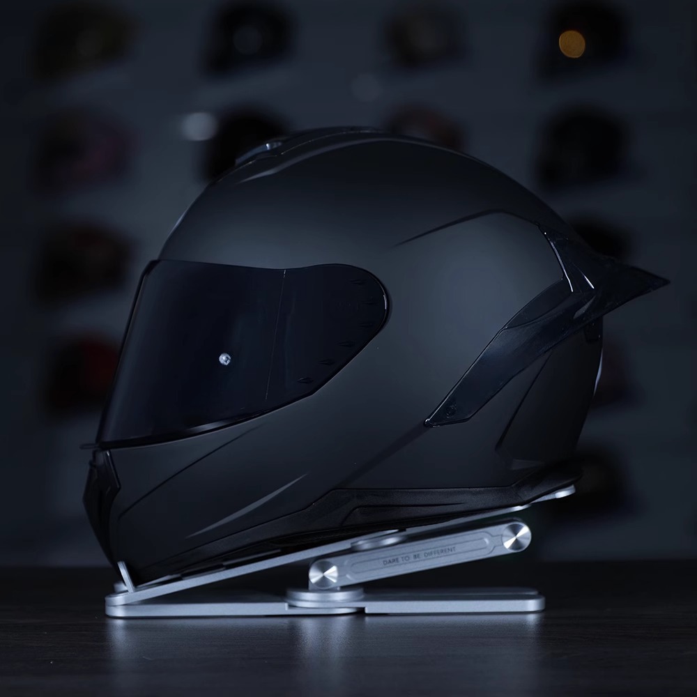 Casco Lion masculino motocicleta casco completo locomotora de defensa femenina cuatro estaciones casco de montaje universal 3C certificado gran cola