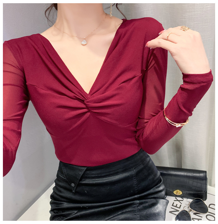 T-shirt da donna slim in rete a maniche lunghe con camicia slim a fondo incrociato_voghion.com