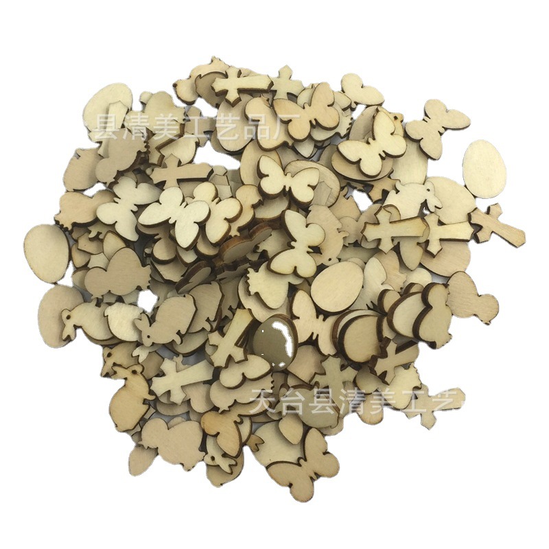 Spot pequeño lote de copos de nieve, conejos, mariposas, etc. Una variedad de piezas de madera decorativas navideñas simples mezcladas