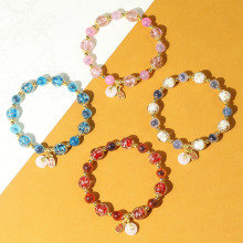 ���Ĭ���ִ����Ů�߼�����Ȼ��������������^ֱ�����u�Ʒ���l