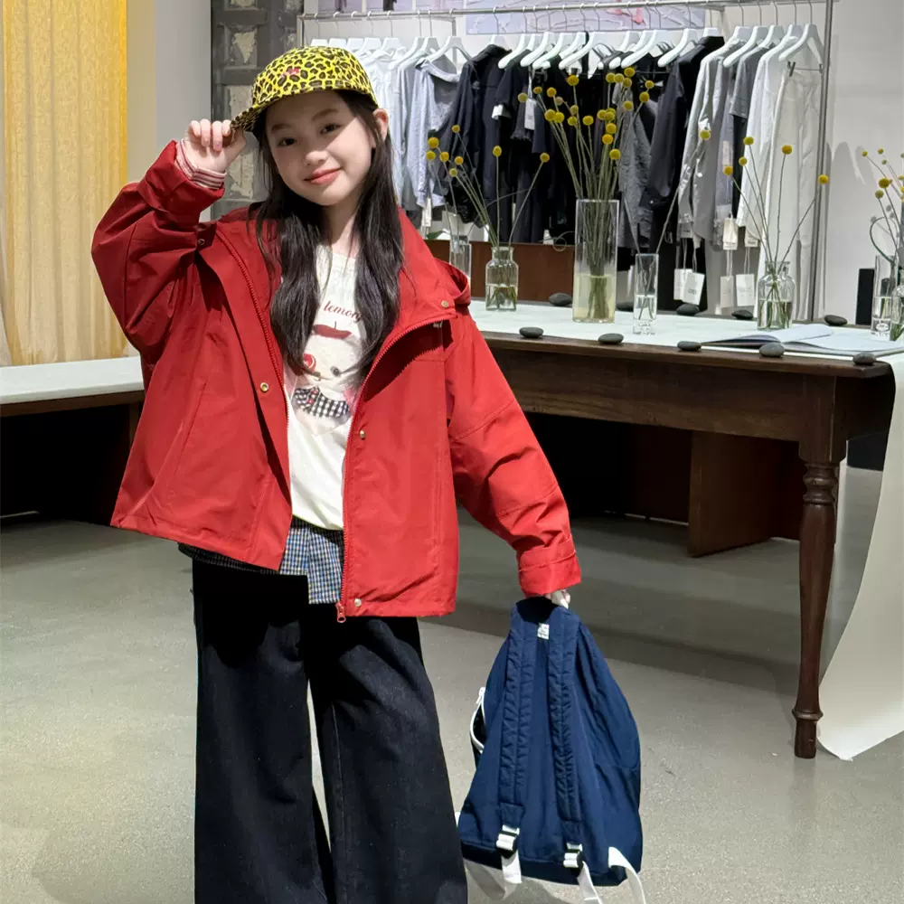 花与寻童装女童外套2025秋季新款连帽冲锋衣儿童户外运动外套潮童