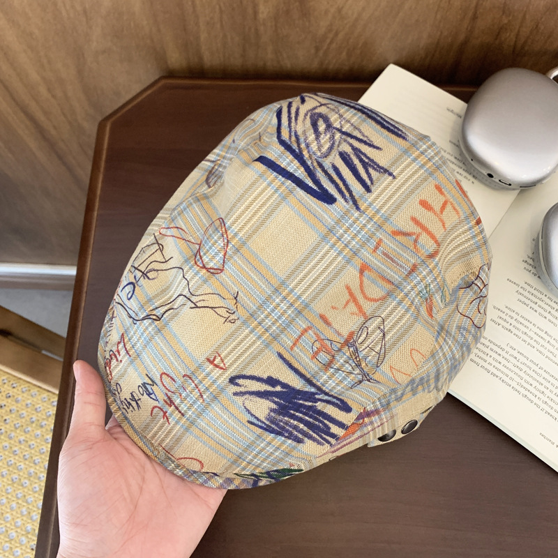 Retro cuadrilátero graffiti lindo sombrero de verano 2024 nuevo nicho dulce y cool cara pequeña boina hombre