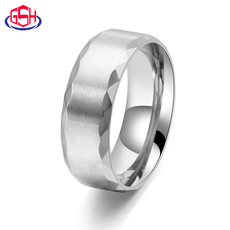 Cross-border supply fashion 8mm wide men's titanium steel flower multi-faceted Ling edge brushed ring Europe and the United States simple accessories