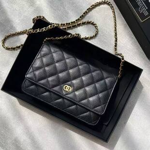 Quality one-shoulder bag with diamond pattern, Chanel style, chain bag, genuine leather