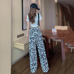 �������ѝŮ�ļ��������e�����ް�ֱͲ���ѝ�@���ϵ��Lѝ��