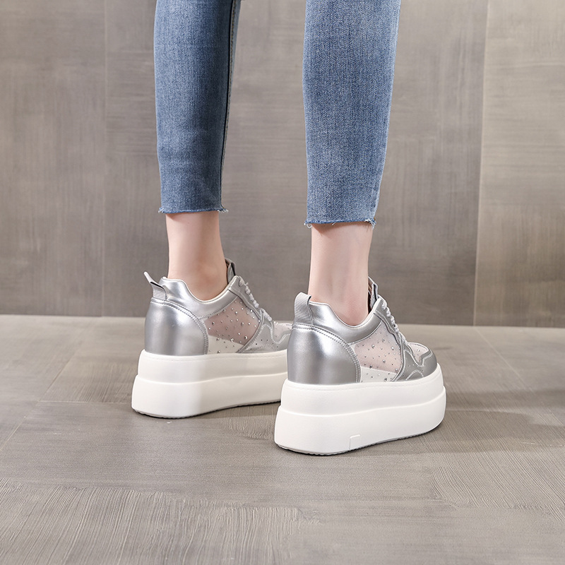 Giày sneaker nữ đế dày tăng chiều cao, mặt lưới thoáng khí, phối trắng đa năng — bạc trắng