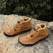 厂家直销跨境新款加绒登山鞋男徒步鞋雪地靴五指棉鞋男保暖溯溪鞋