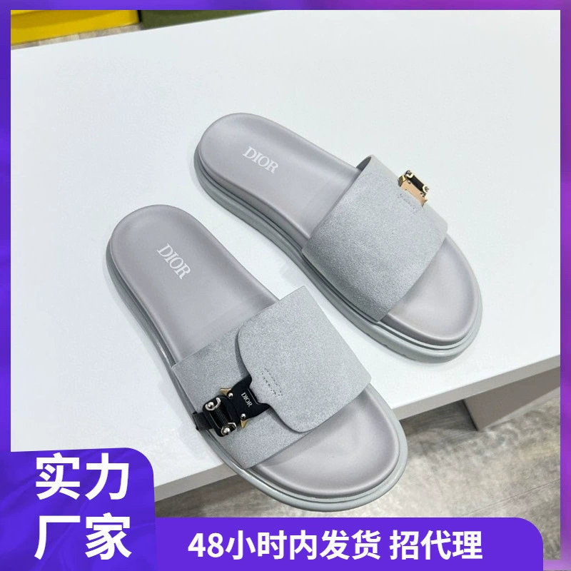 Европейская летняя мода 2025 года, новые пляжные туфли, сандалии на толстой подошве, повседневные нескользящие тапочки, внешняя торговля, товары из Гуанчжоу, тапочки