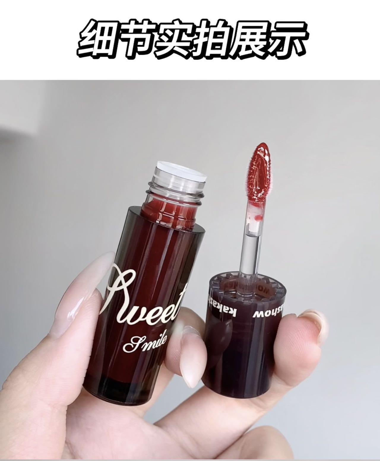 kakashow Sugar Gloss Lip Gloss Lipstick, with a water-like mirror finish, is clear and pure, not easy to stick to the glass, making the lips rosy and fair. Affordable for students undefined