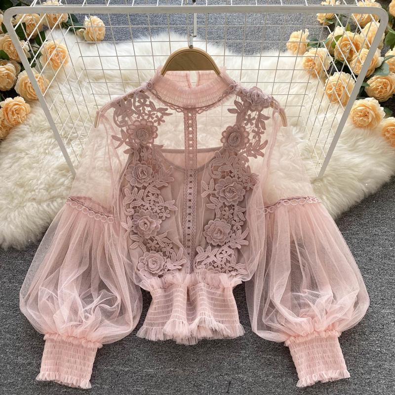 Design Sense Niche Three-dimensional Flower Collage Perspective Mesh Lantern Sleeve Slim Fitting Short Top Women's Lace Bottomed Shirt