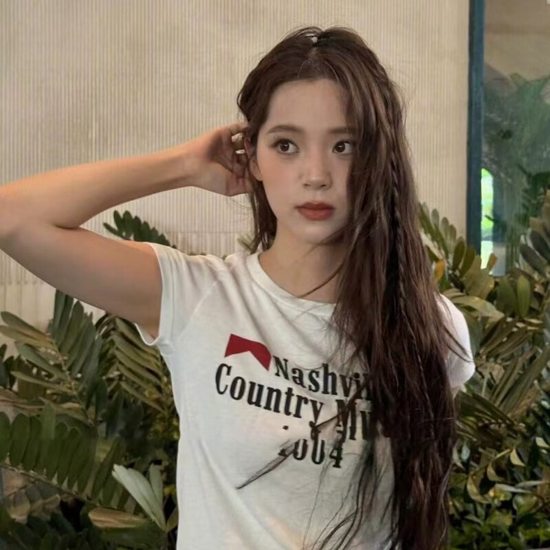 Korean Trendy Brand Brandymelville Short-Sleeved Ouyang Nana Same Style White Top Slim Fit T-Shirt for Women Summer Korean Trendy Brand Brandymelville Short-Sleeved Ouyang Nana Same Style White Top Slim Fit T-Shirt for Women Summer