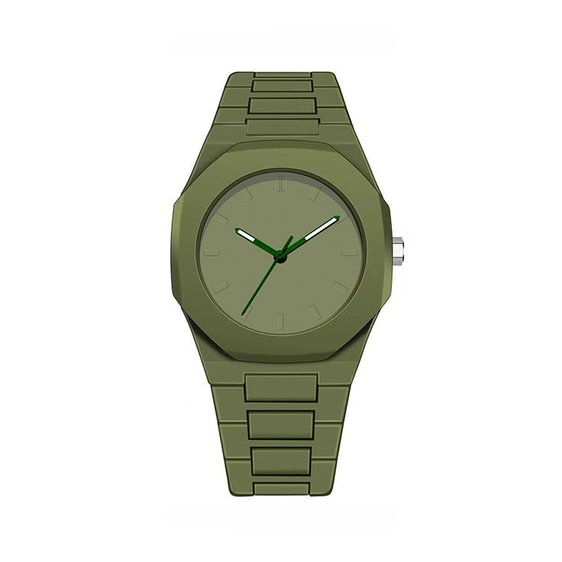 Relojes transfronterizos, estilos explosivos, relojes de cuarzo de plástico, deportes personalizados, relojes de moda a prueba de agua rusos, venta al por mayor