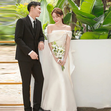 緞面一字肩輕婚紗2024新款新娘戶外迎賓出門紗氣質簡約白色晚禮服