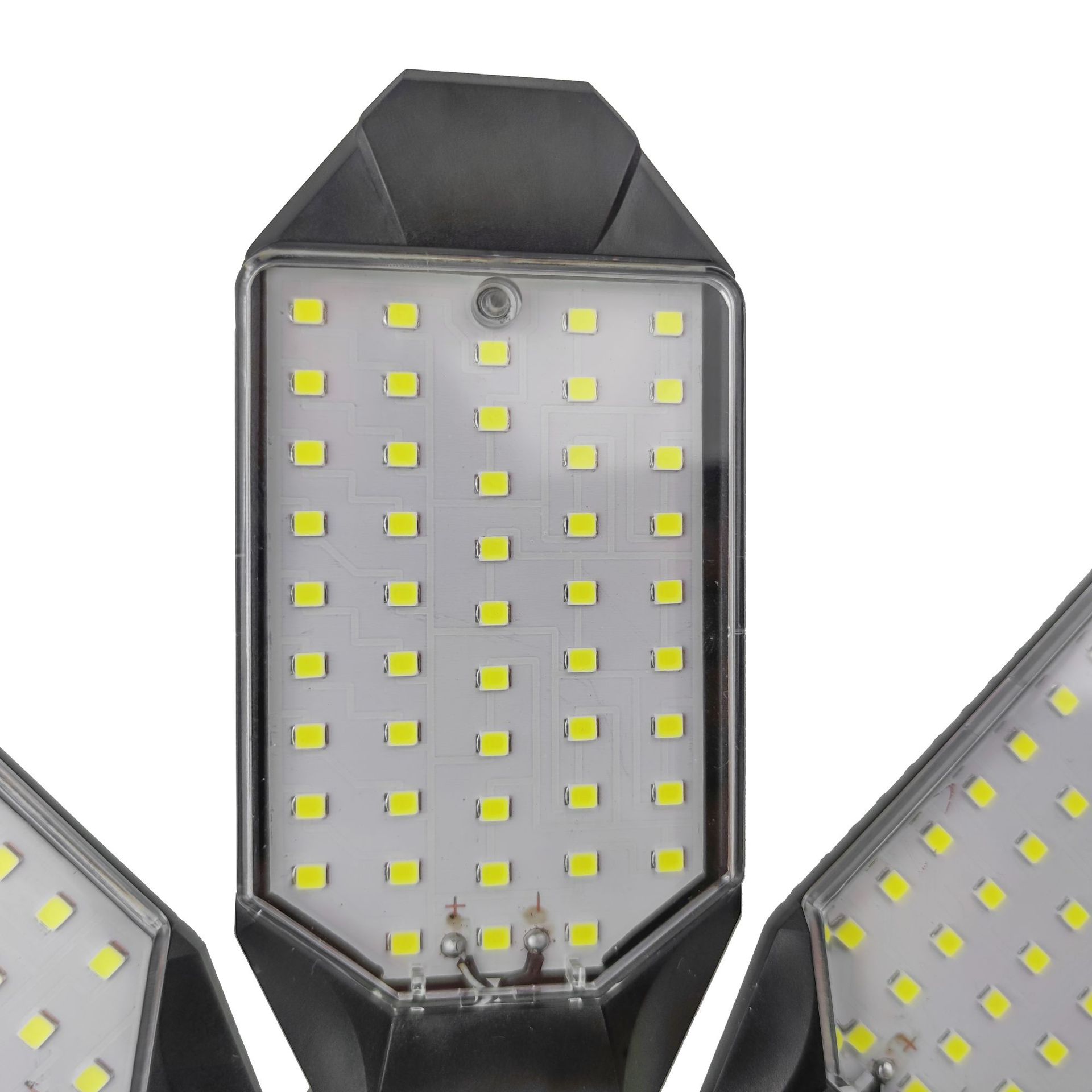 lADPJwY7T9bBCcHNEPjNFqA_5792_4