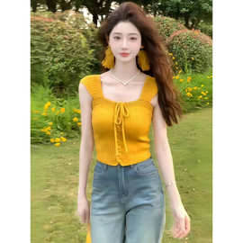 多巴胺黄色修身掐腰泰式独特绝美针织背心女2025新款夏季纯欲上衣