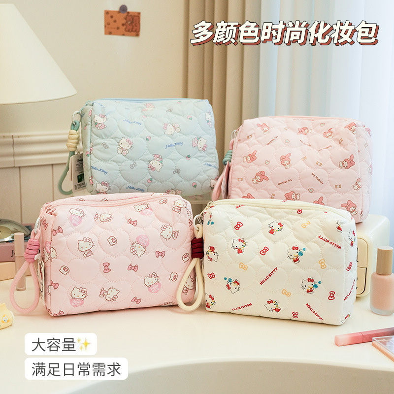 New Sanrio genuine, extra-large capacity, cute embroidered handbag-style makeup bag, thickened and drop-resistant, for storing cosmetics New Sanrio genuine, extra-large capacity, cute embroidered handbag-style makeup bag, thickened and drop-resistant, for storing cosmetics