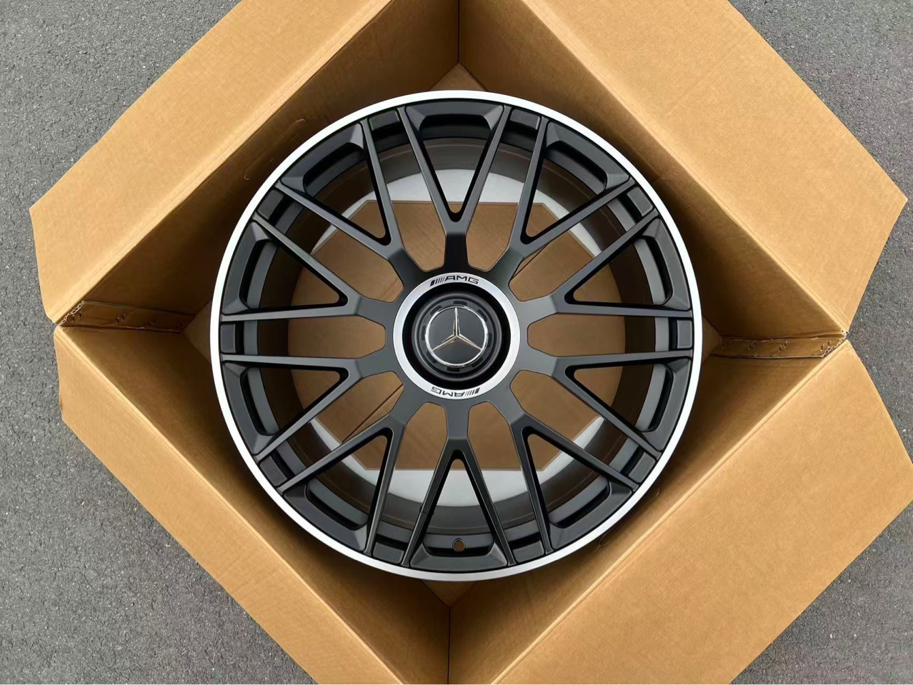 Yilan Forged Wheels Are Suitable for Amg Mercedes-Benz C E S Class E300 C260L Modification 17 18 19 20inch