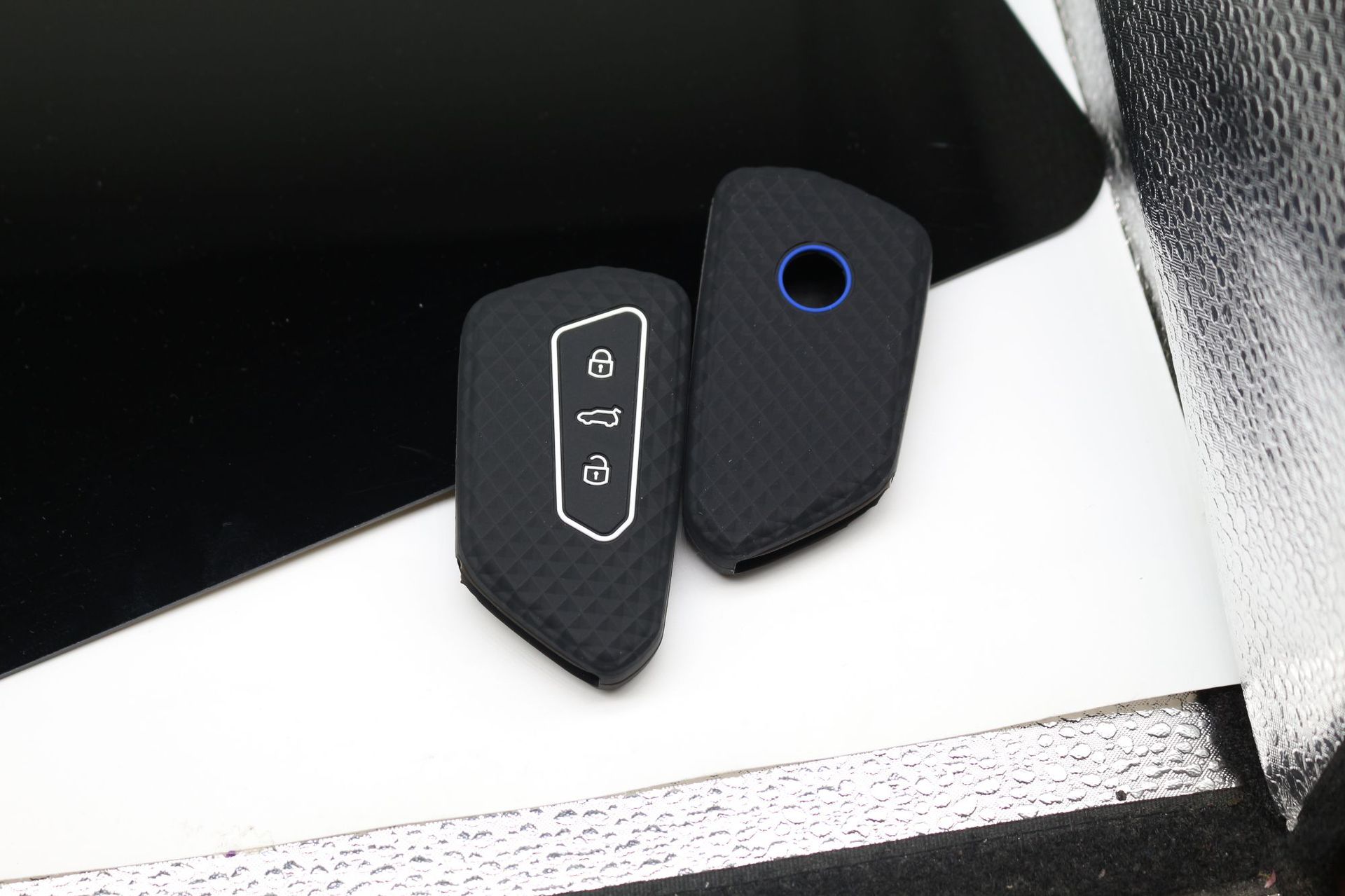 2021 car key cover for golf 8 remote control package Volkswagen eight generation new silicone key cover