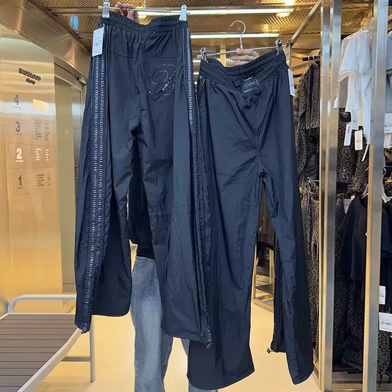South Korea badblood BCAC Series Sports Pants Loose Casual Pants Straight Leg Pants Niche Design Sense Pants South Korea badblood BCAC Series Sports Pants Loose Casual Pants Straight Leg Pants Niche Design Sense Pants