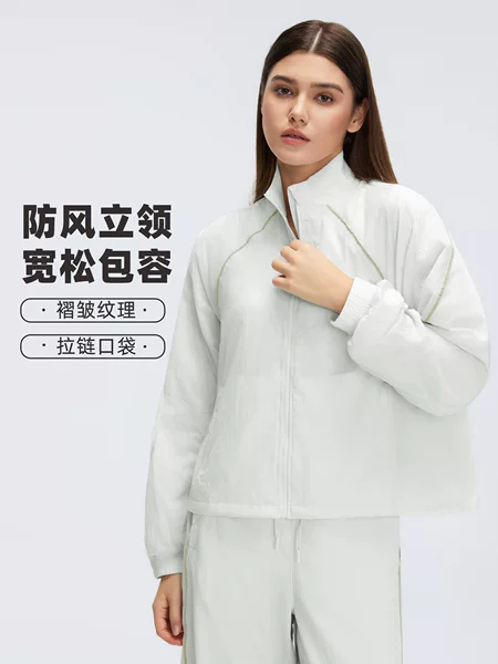 Spring New Windproof Stand-Collar Outdoor Windbreaker for Women, Loose Short Jacket, Versatile Casual Outerwear D26018