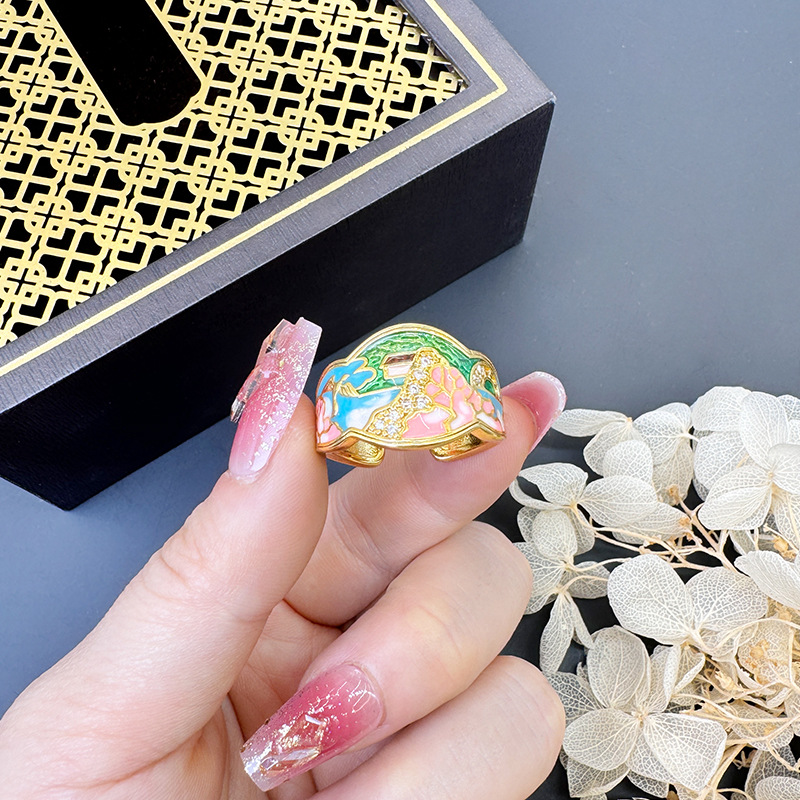 Anillo de oro de arena heredado esmalte goteo de aceite verde montaña verde agua bronce para hombres y mujeres joyas de mano chapadas en oro accesorios Yiwu al por mayor