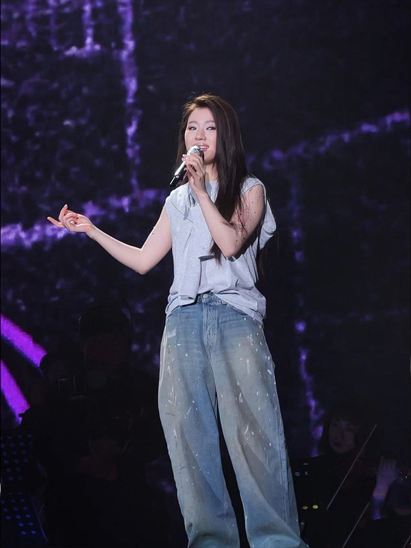 现货单衣纯同款泼墨复古牛仔裤2025秋季新小众设计感宽松女直筒裤|undefined