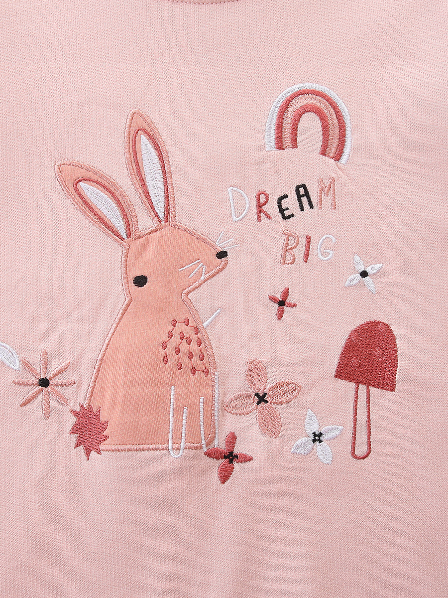 26 otoño nuevo estilo europeo y americano conejo bordado camiseta de niñas camiseta de algodón de punto camiseta de manga larga para niños