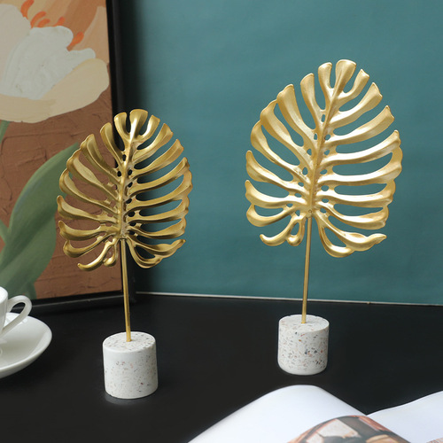 Modern light luxury TV wine cabinet decoration ornaments creative monstera home living room room tabletop decoration